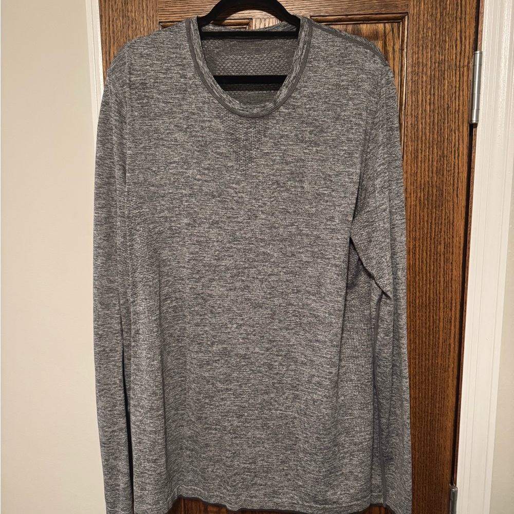 Men’s Lululemon Gray Long Sleeve Men's Shirt